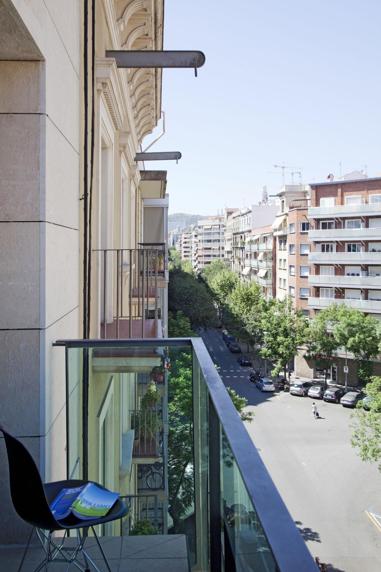 Ainb Sagrada Familia Apartments Barcelona Exterior foto